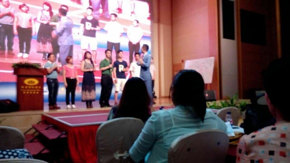 2015092308006665 2015092308006665